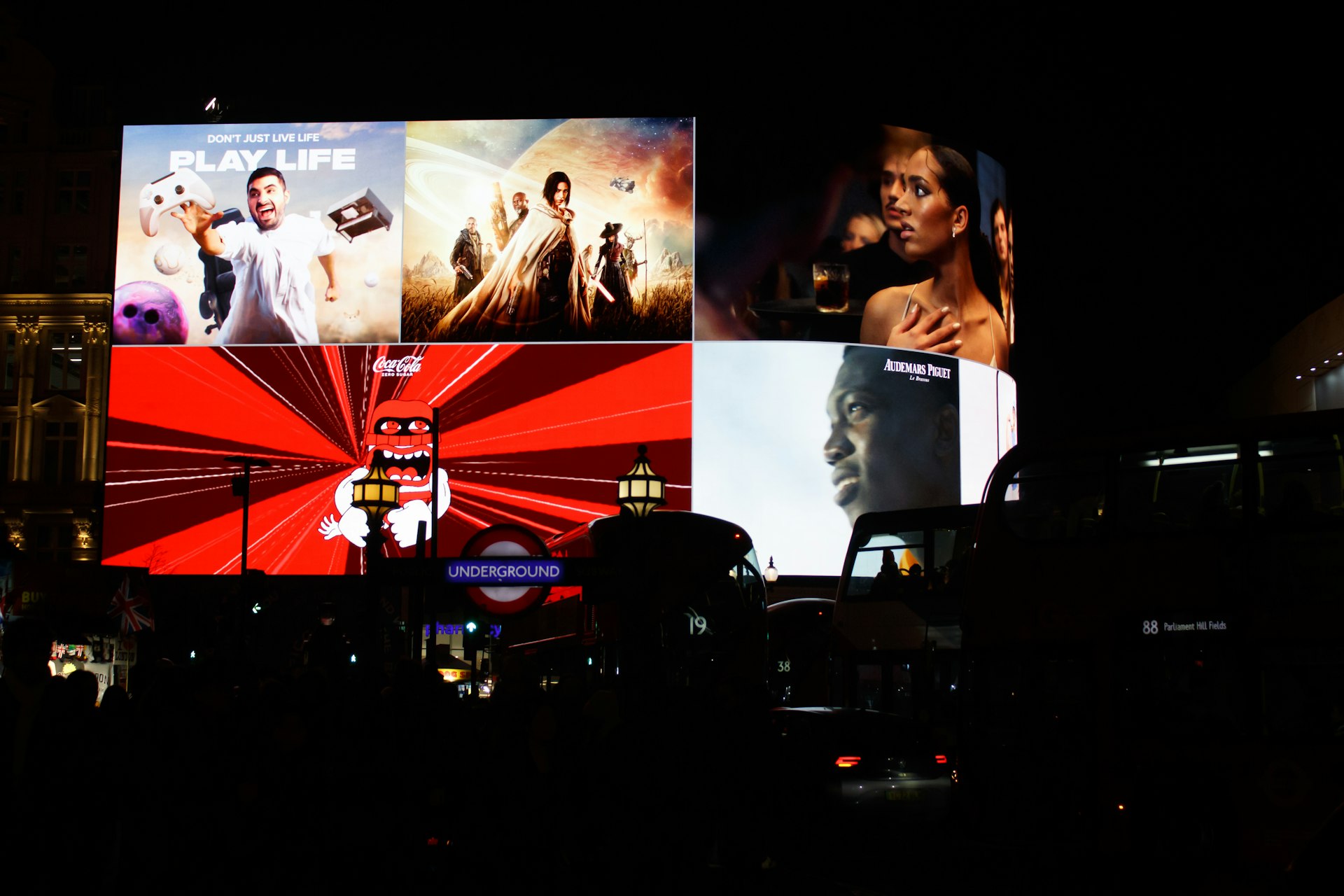 Award Shows in the Streaming Era: Transformation, Challenges, and Opportunities