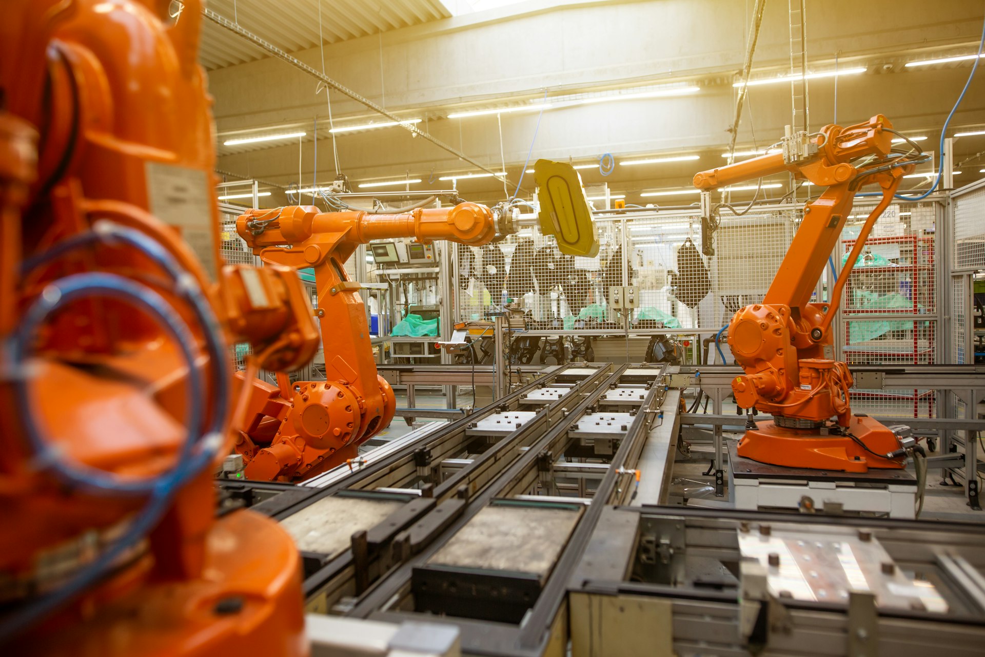 Transforming Business Warehousing: The Future of Robotics and Automation
