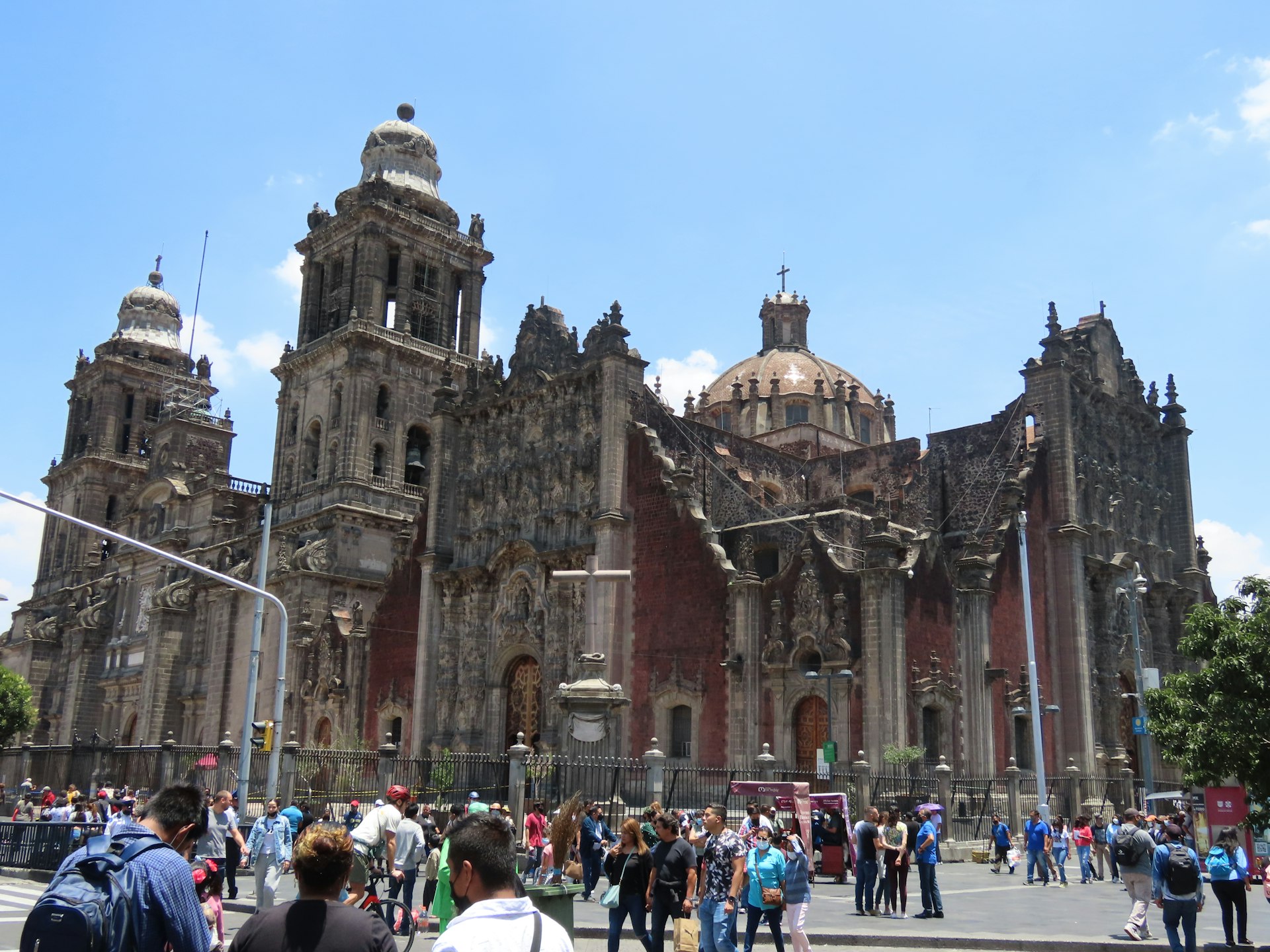 Understanding Peru's Religious Landscape: Tradition, Law, and Modern Beliefs